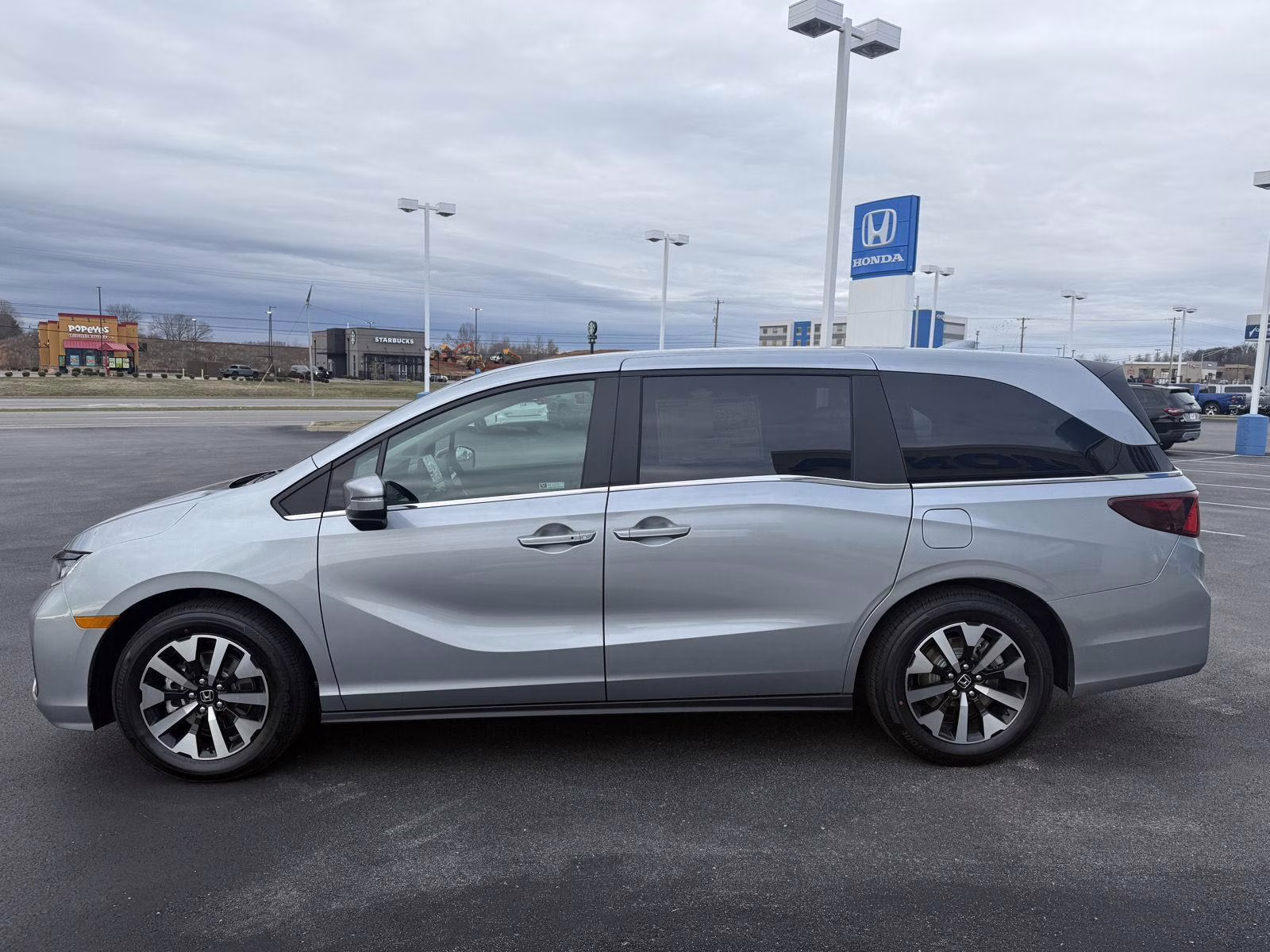 2026 Solar Silver Metallic Honda Odyssey EX-L FWD Van