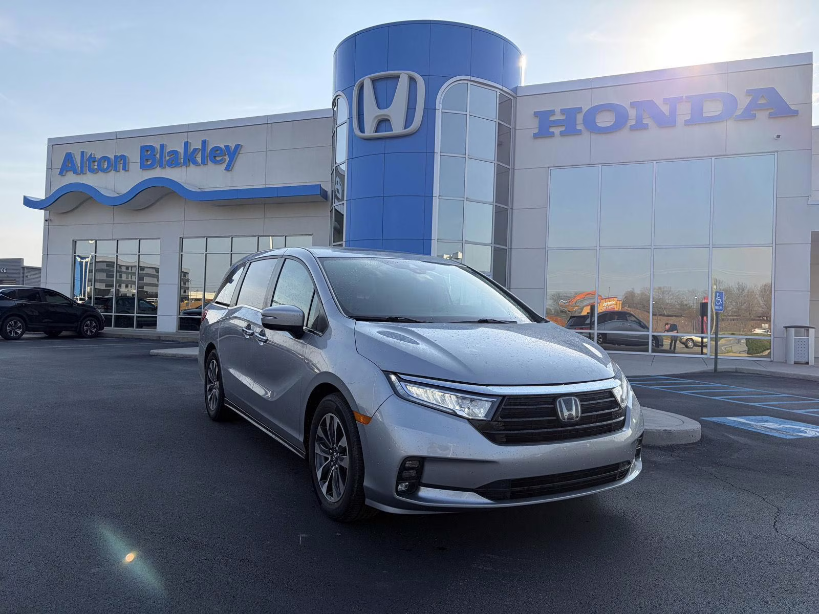 2022 SILVER Honda Odyssey EX-L FWD Van