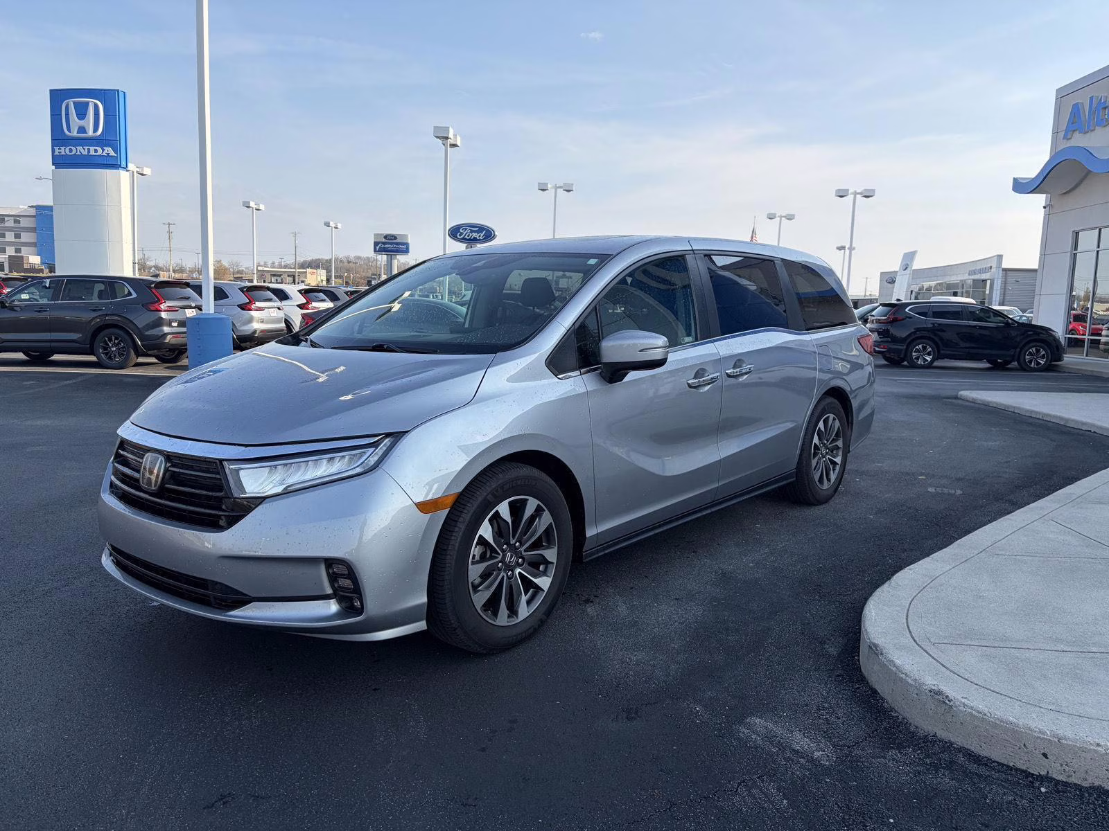 2022 SILVER Honda Odyssey EX-L FWD Van