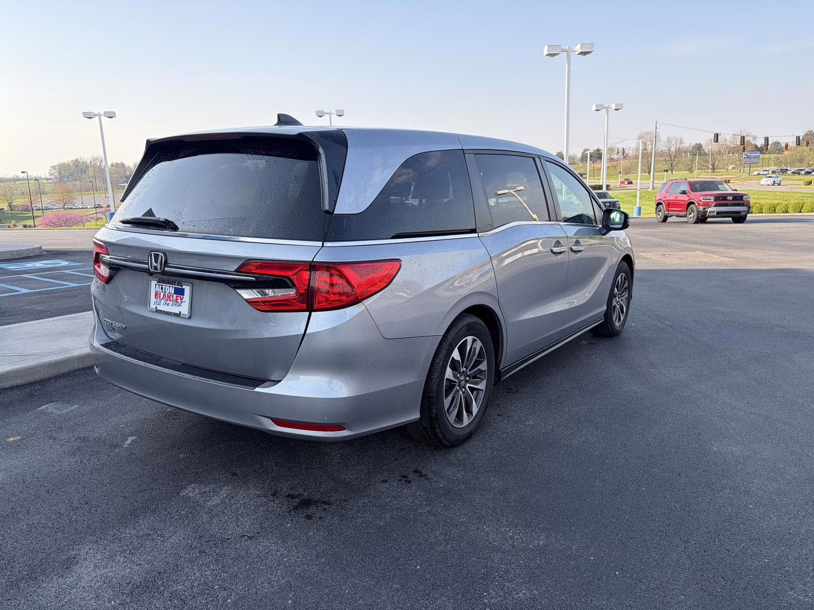 2022 SILVER Honda Odyssey EX-L FWD Van