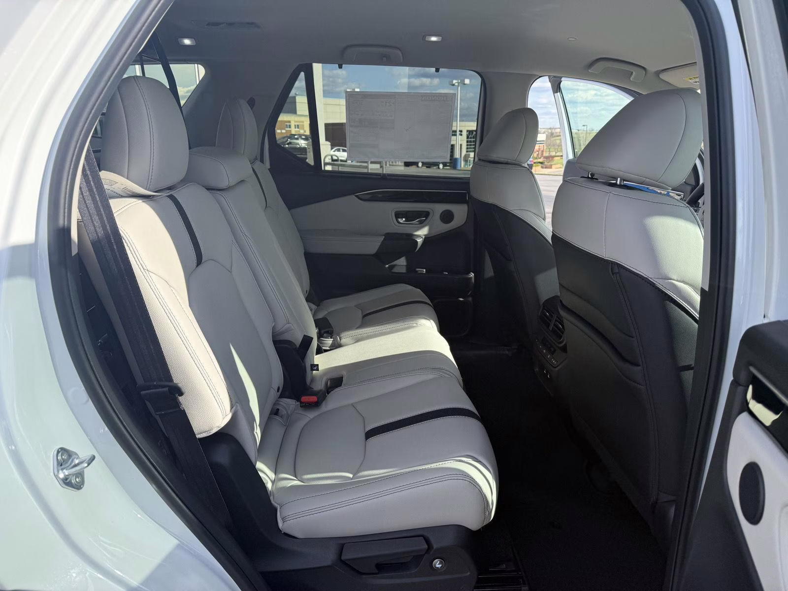 2026 Platinum White Pearl Honda Pilot EX-L AWD SUV
