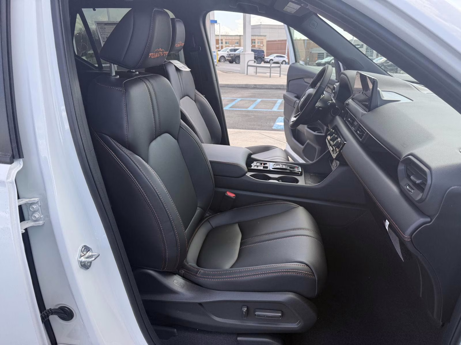 2026 Platinum White Pearl Honda Pilot TrailSport AWD SUV