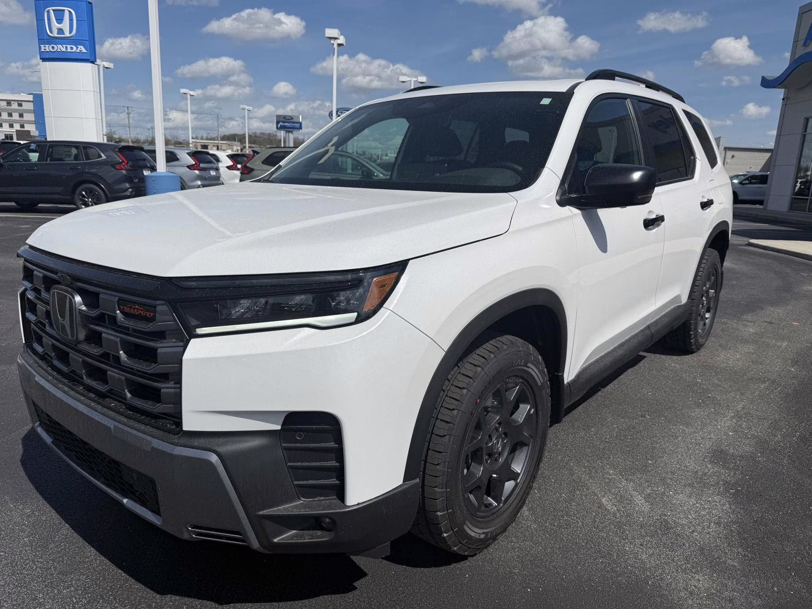 2026 Platinum White Pearl Honda Pilot TrailSport AWD SUV