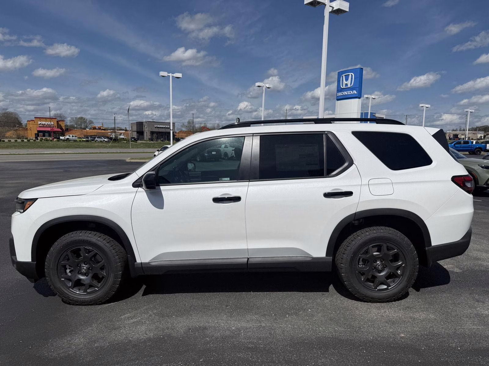 2026 Platinum White Pearl Honda Pilot TrailSport AWD SUV