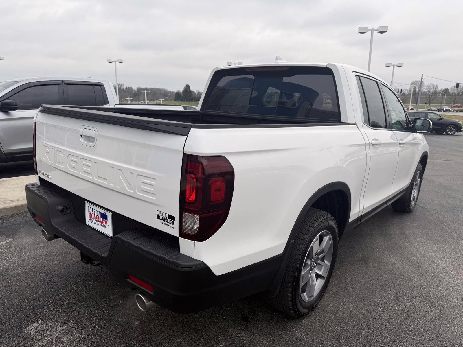 2026 Platinum White Pearl Honda Ridgeline RTL AWD Truck