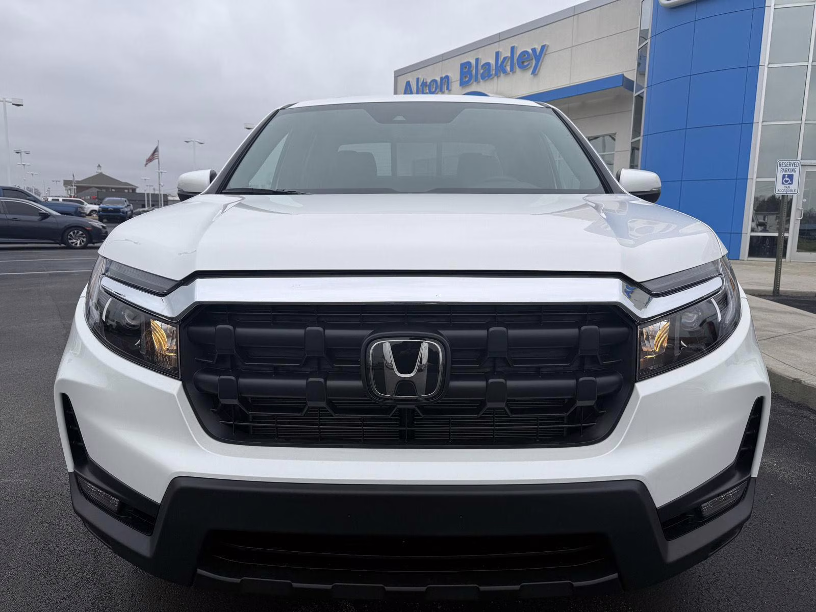 2026 Platinum White Pearl Honda Ridgeline RTL AWD Truck