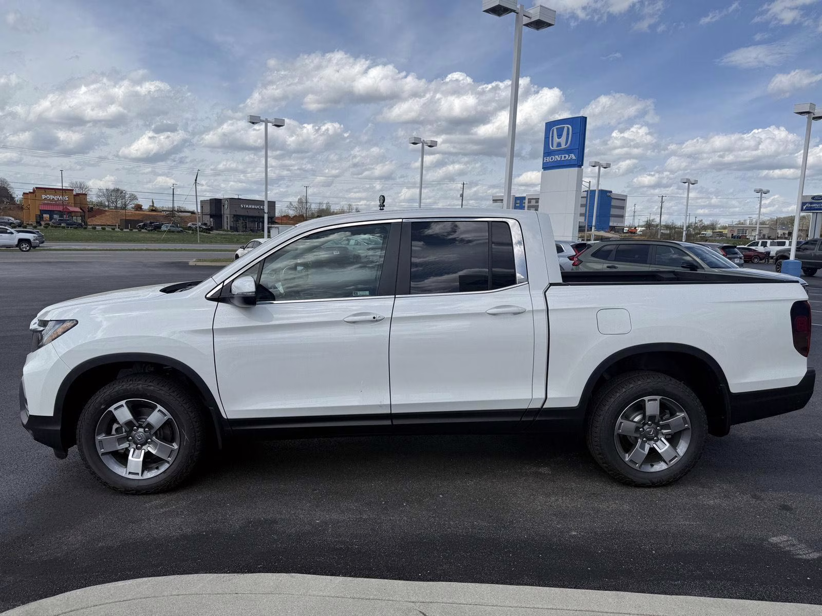 2026 Platinum White Pearl Honda Ridgeline RTL AWD Truck