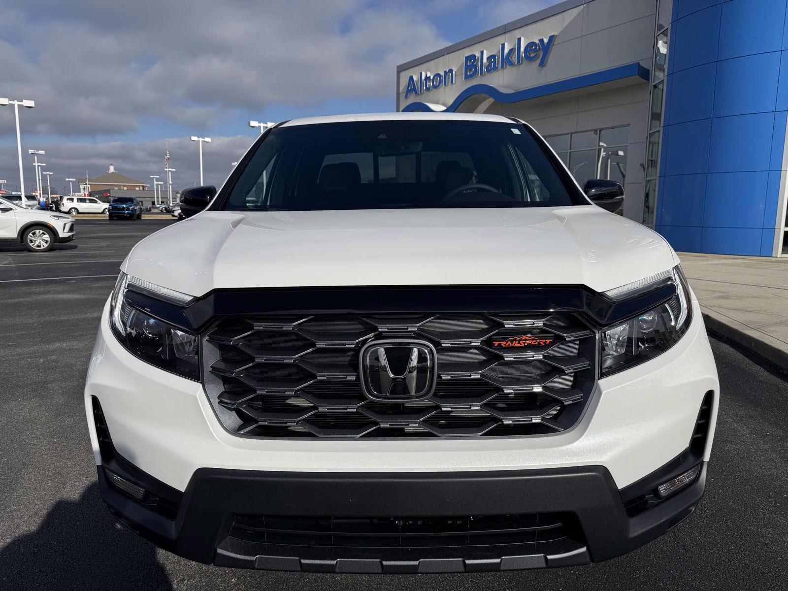 2026 Platinum White Pearl Honda Ridgeline TrailSport AWD Truck