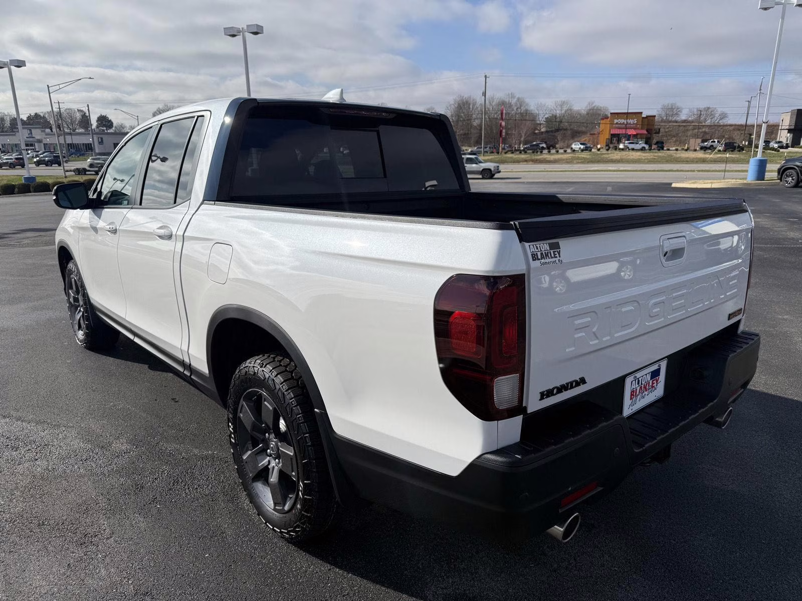 2026 Platinum White Pearl Honda Ridgeline TrailSport AWD Truck