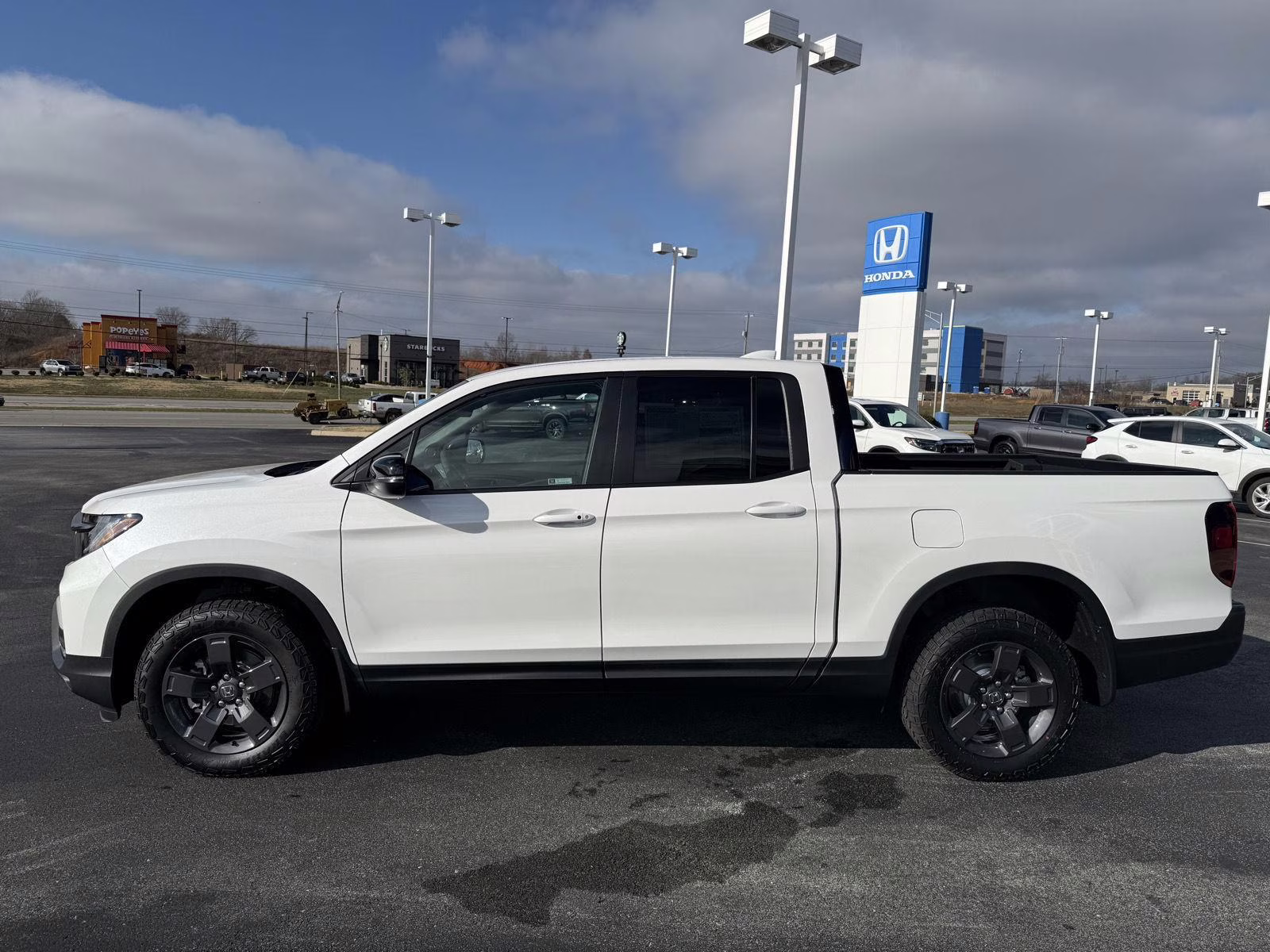 2026 Platinum White Pearl Honda Ridgeline TrailSport AWD Truck
