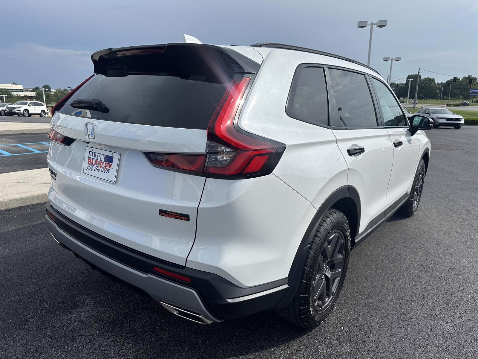 2026 PLATINUM WHITE PEARL Honda CR-V Hybrid TrailSport AWD SUV