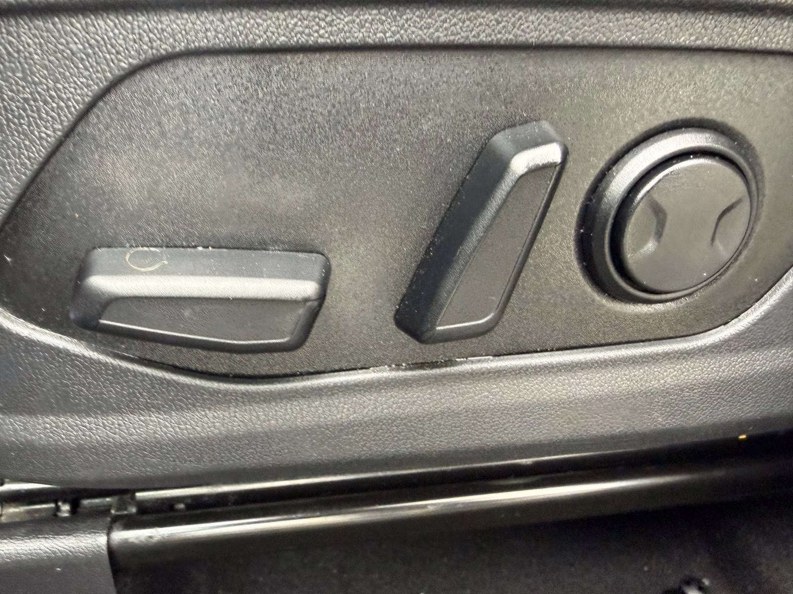 2023 Aurora Black Kia Sorento Hybrid EX AWD SUV