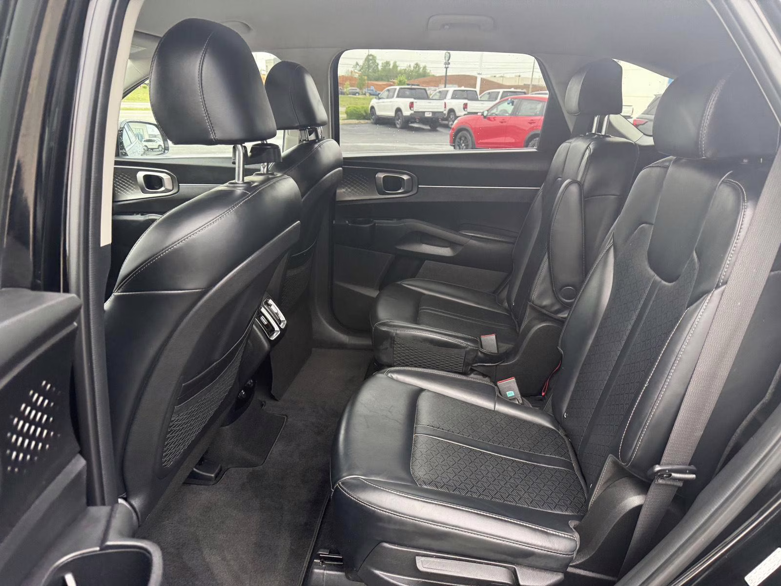 2023 Aurora Black Kia Sorento Hybrid EX AWD SUV