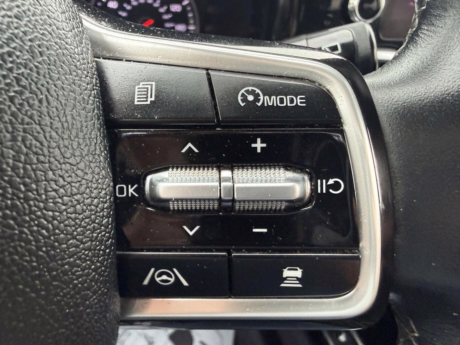 2023 Aurora Black Kia Sorento Hybrid EX AWD SUV