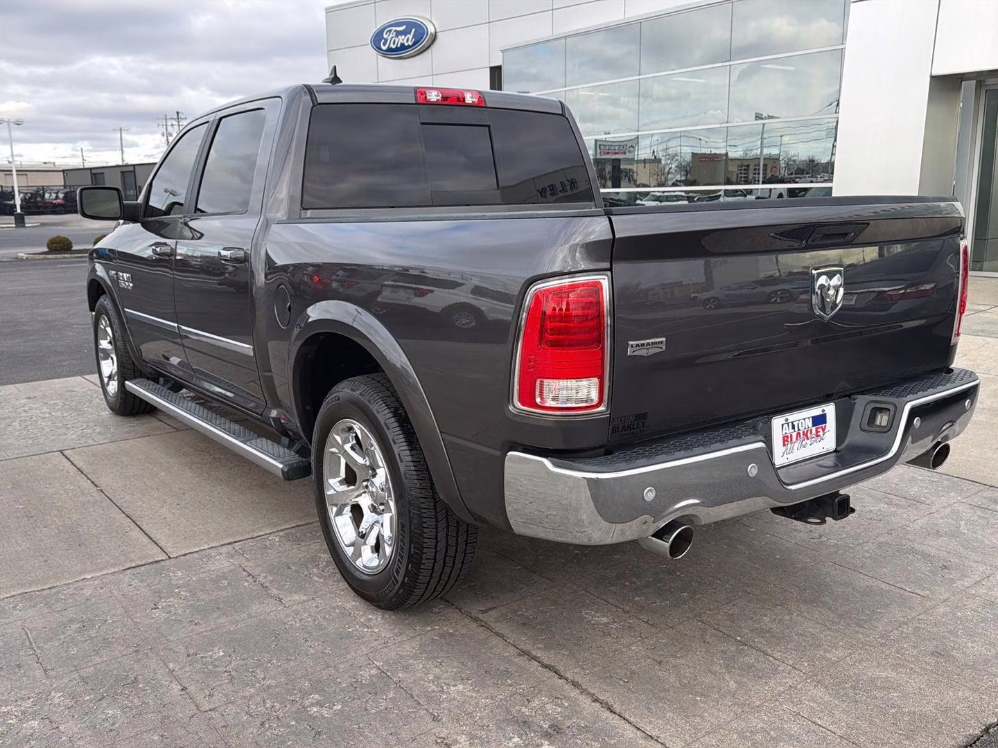 2017 GRAY Ram 1500 LARAMIE 4X2 CREW CAB 5'7 RWD