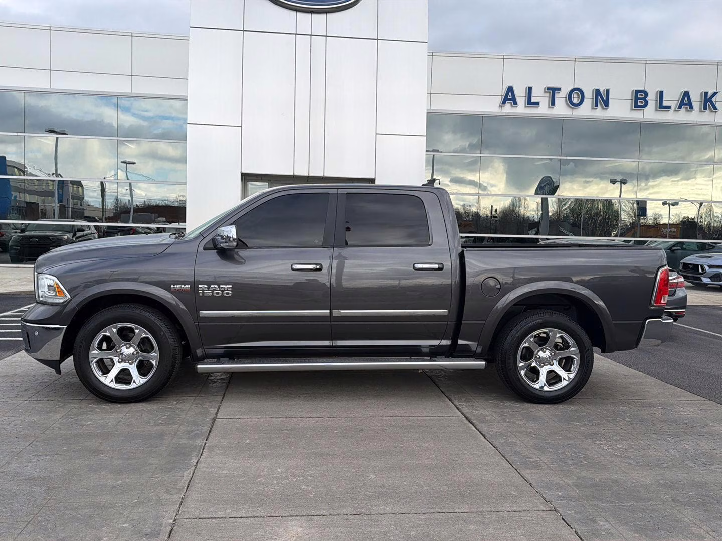 2017 GRAY Ram 1500 LARAMIE 4X2 CREW CAB 5'7 RWD