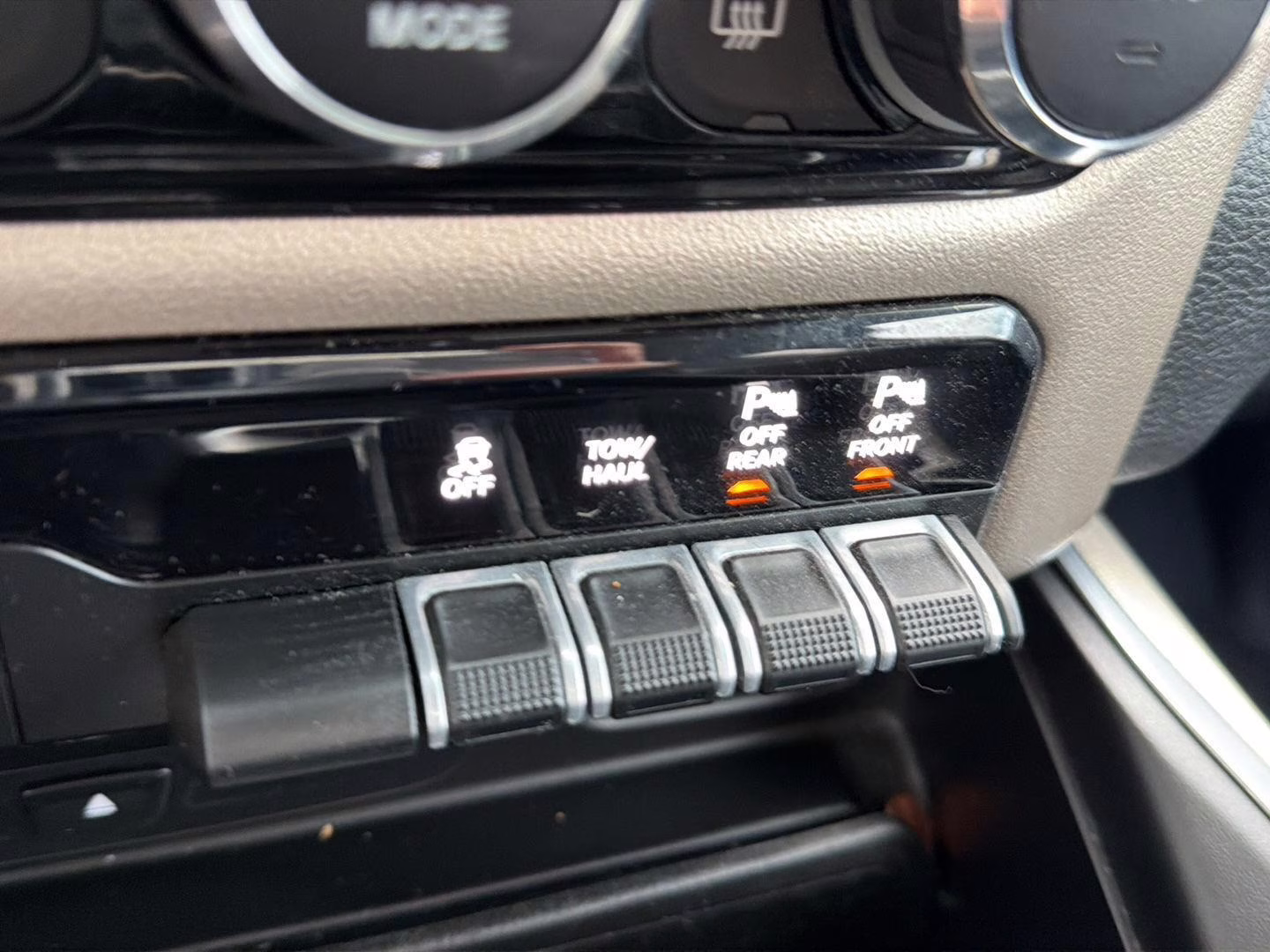 2019 Blue Streak Pearlcoat Ram 1500 Laramie 4X4 Truck