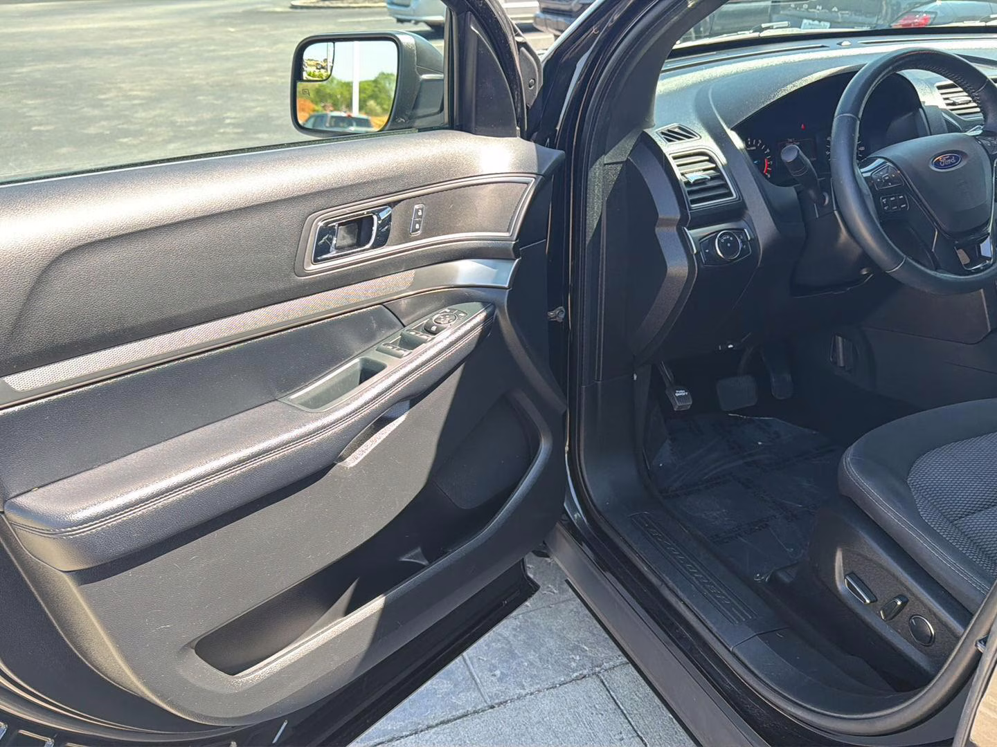 2018 Shadow Black Ford Explorer XLT 4X4 SUV