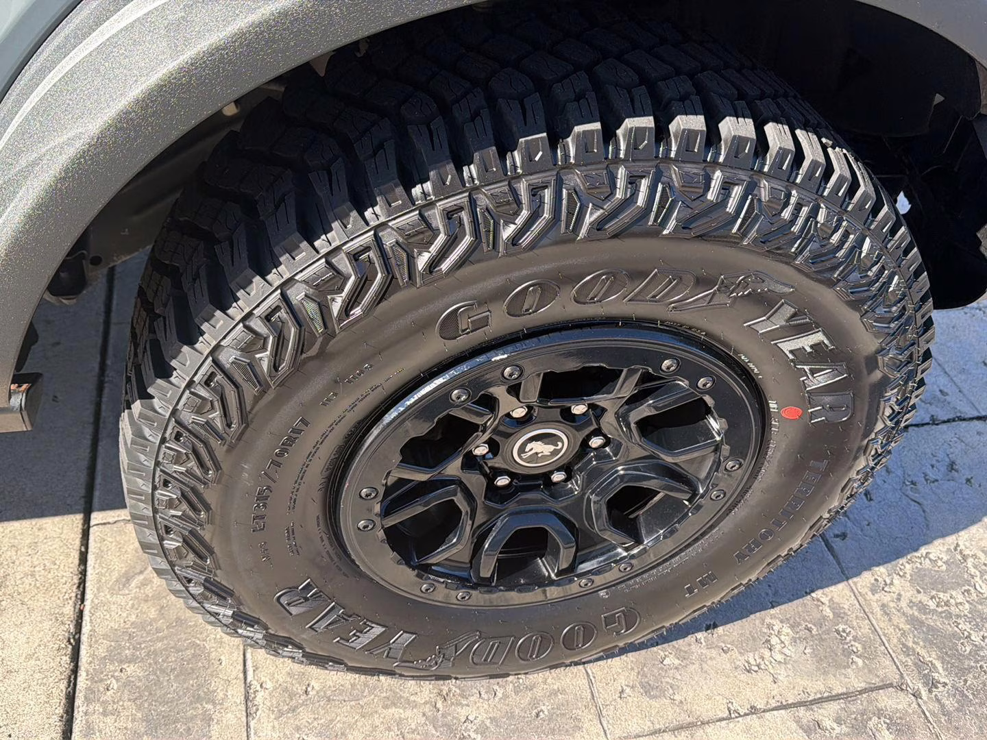 2022 Cactus Gray Ford Bronco Wildtrak Advanced 4X4 SUV