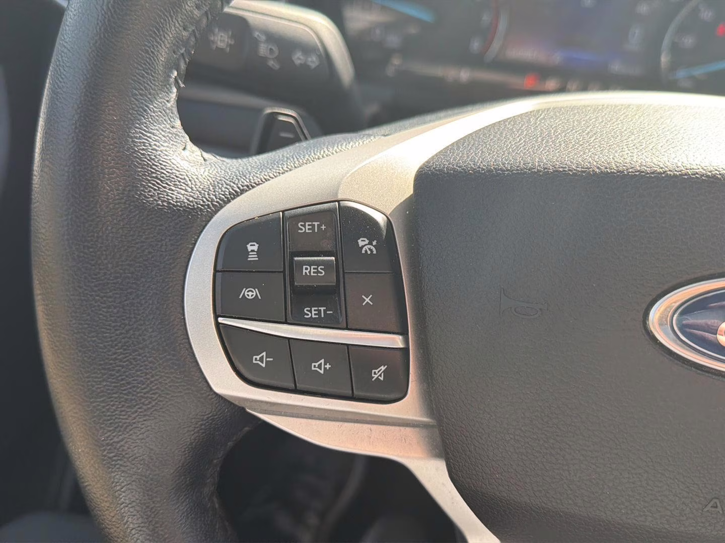 2021 Stone Gray Ford Explorer Limited 4X4 SUV