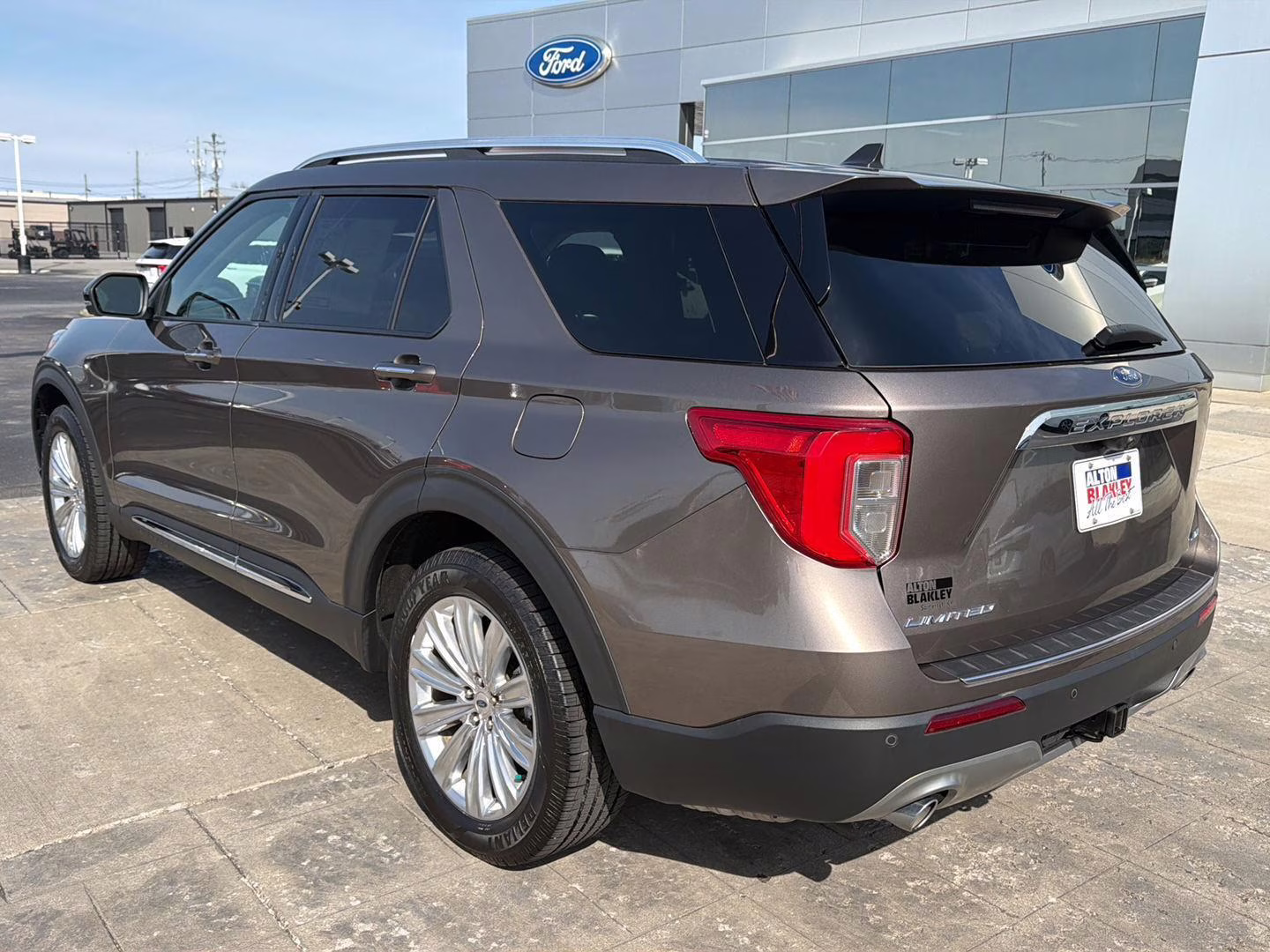 2021 Stone Gray Ford Explorer Limited 4X4 SUV
