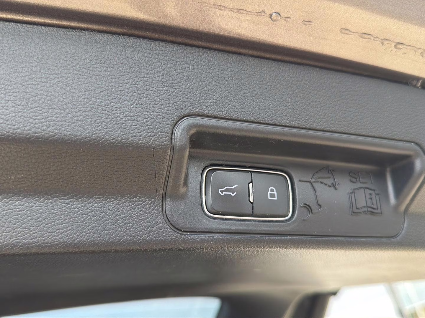 2021 Stone Gray Ford Explorer Limited 4X4 SUV