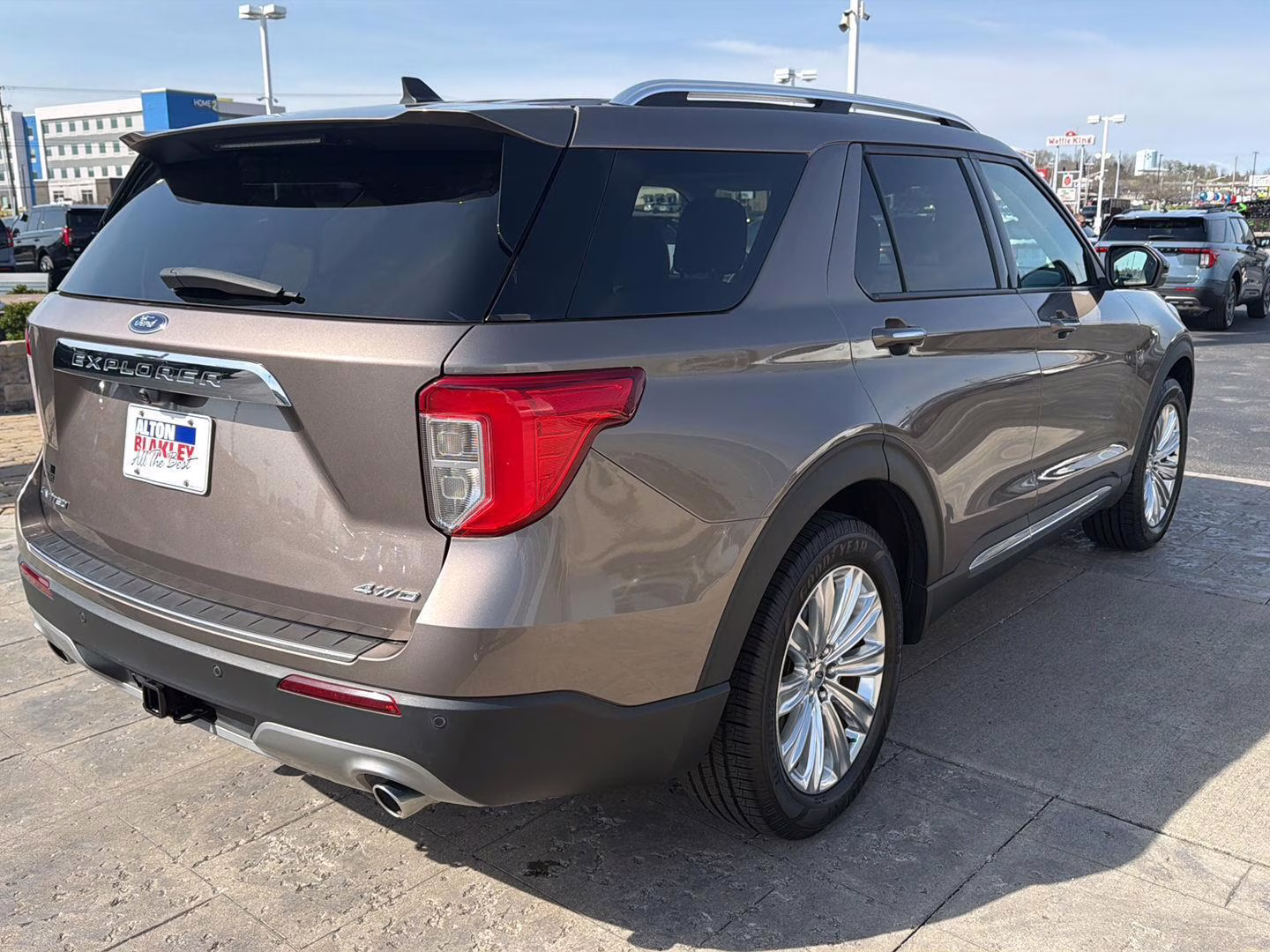 2021 Stone Gray Ford Explorer Limited 4X4 SUV