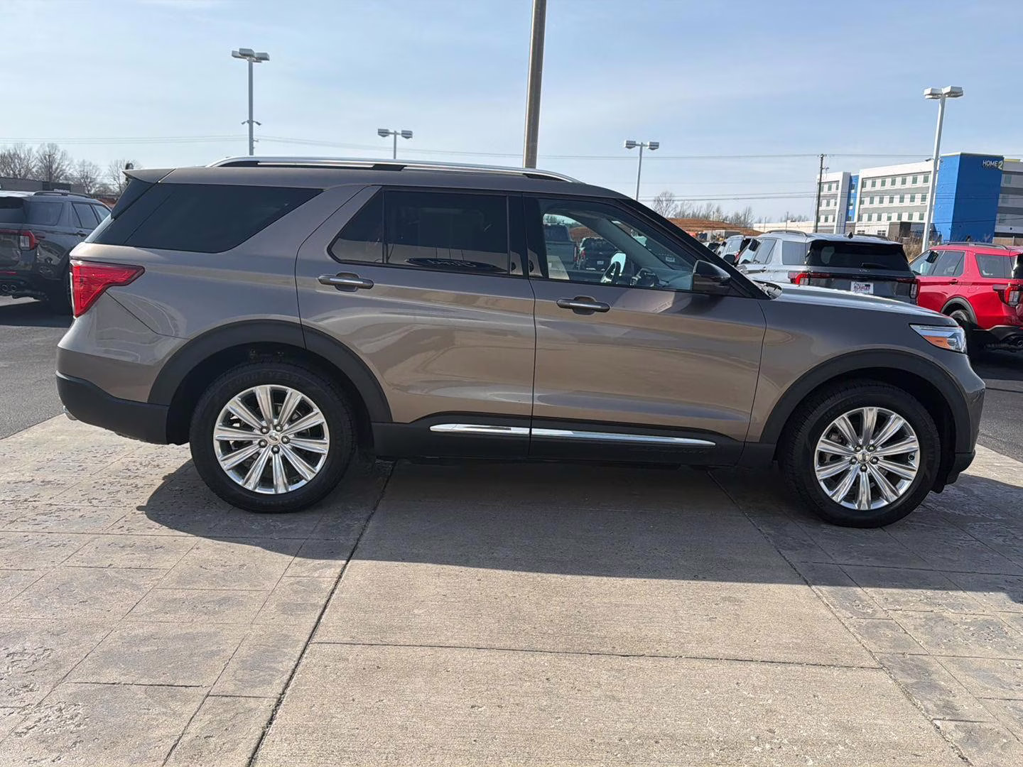 2021 Stone Gray Ford Explorer Limited 4X4 SUV