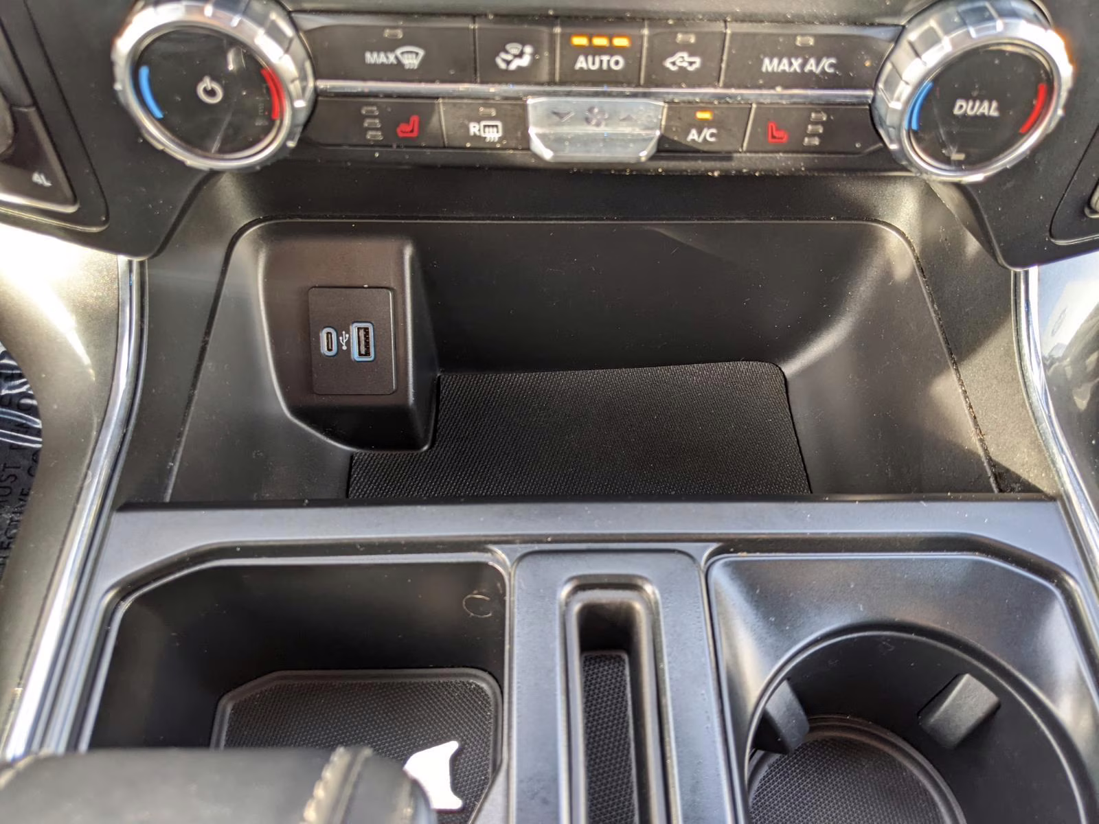 2023 Oxford White Ford F-150 XLT 4X4 Truck