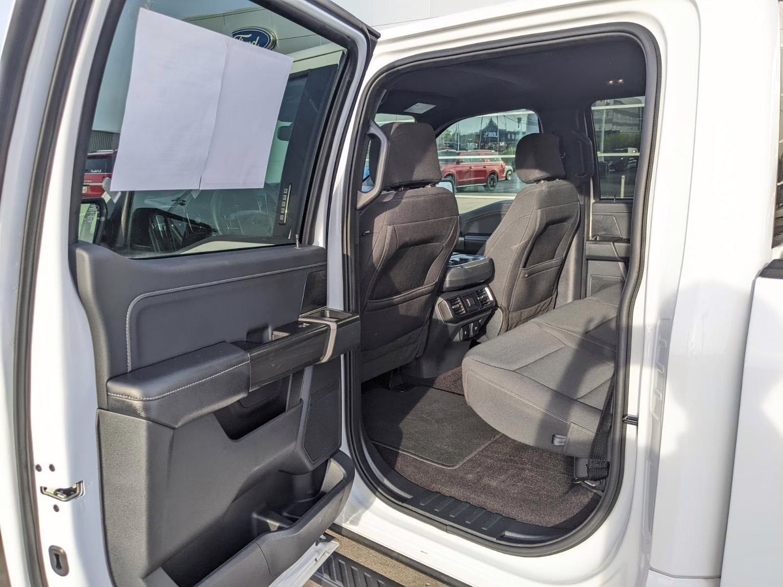 2023 Oxford White Ford F-150 XLT 4X4 Truck