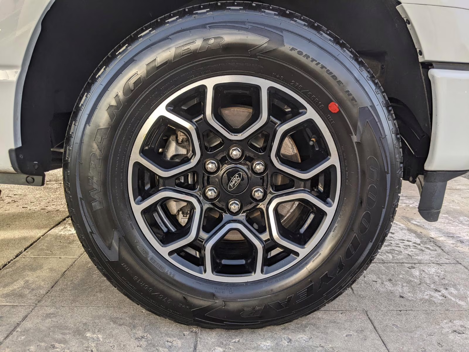 2023 Oxford White Ford F-150 XLT 4X4 Truck