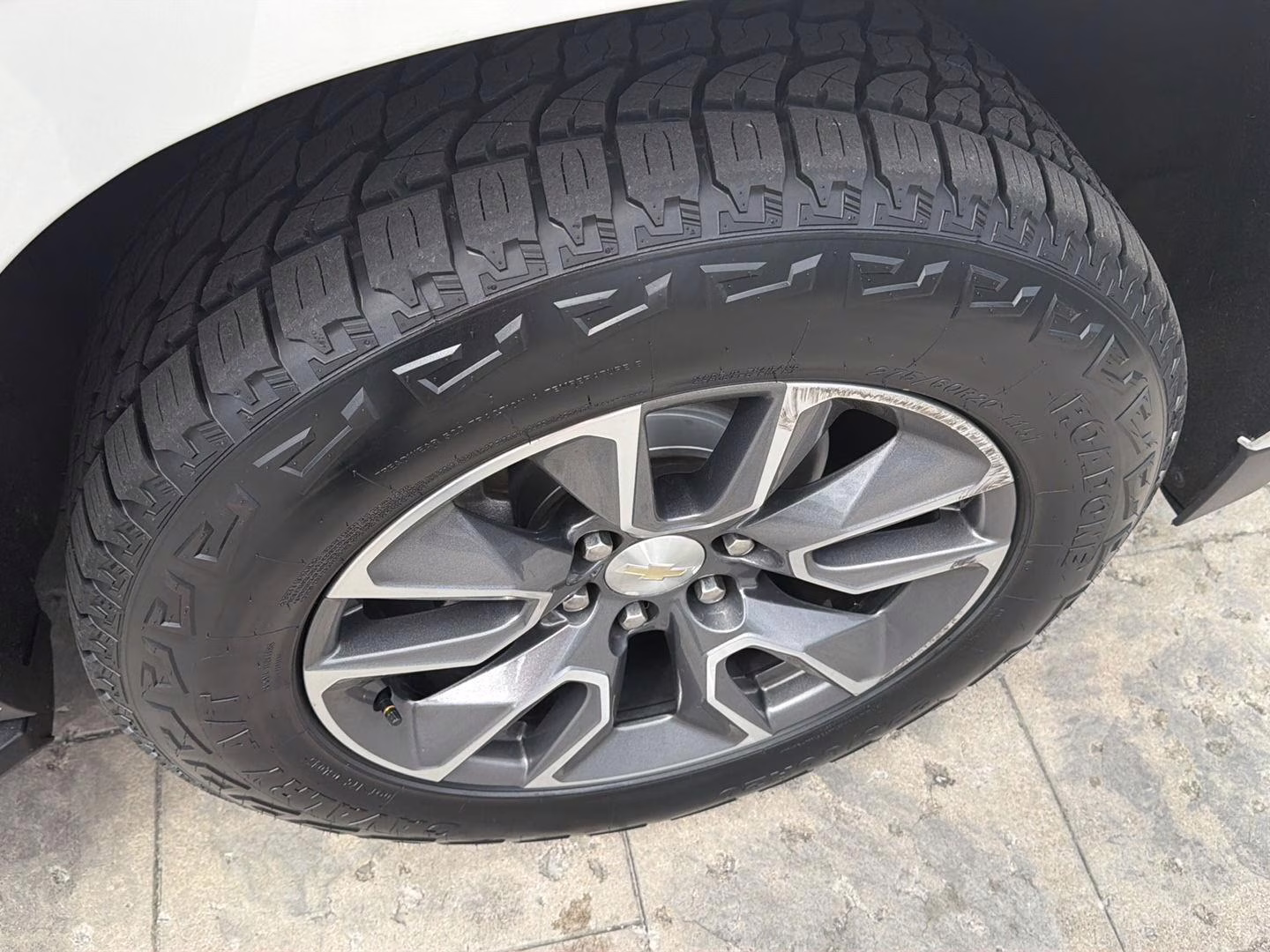2021 Iridescent Pearl Tricoat Chevrolet Tahoe LT 4X4 SUV