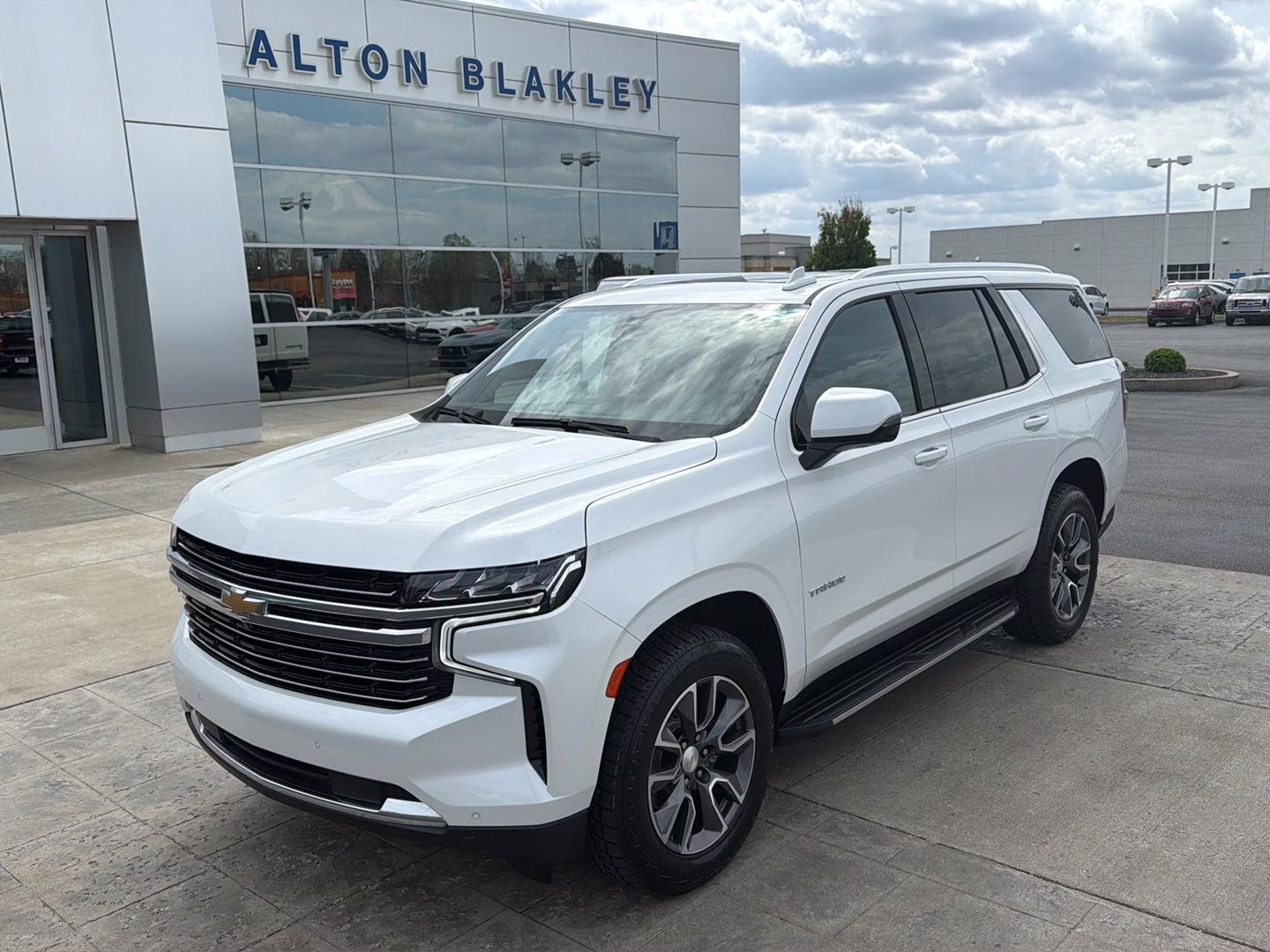 2021 Iridescent Pearl Tricoat Chevrolet Tahoe LT 4X4 SUV