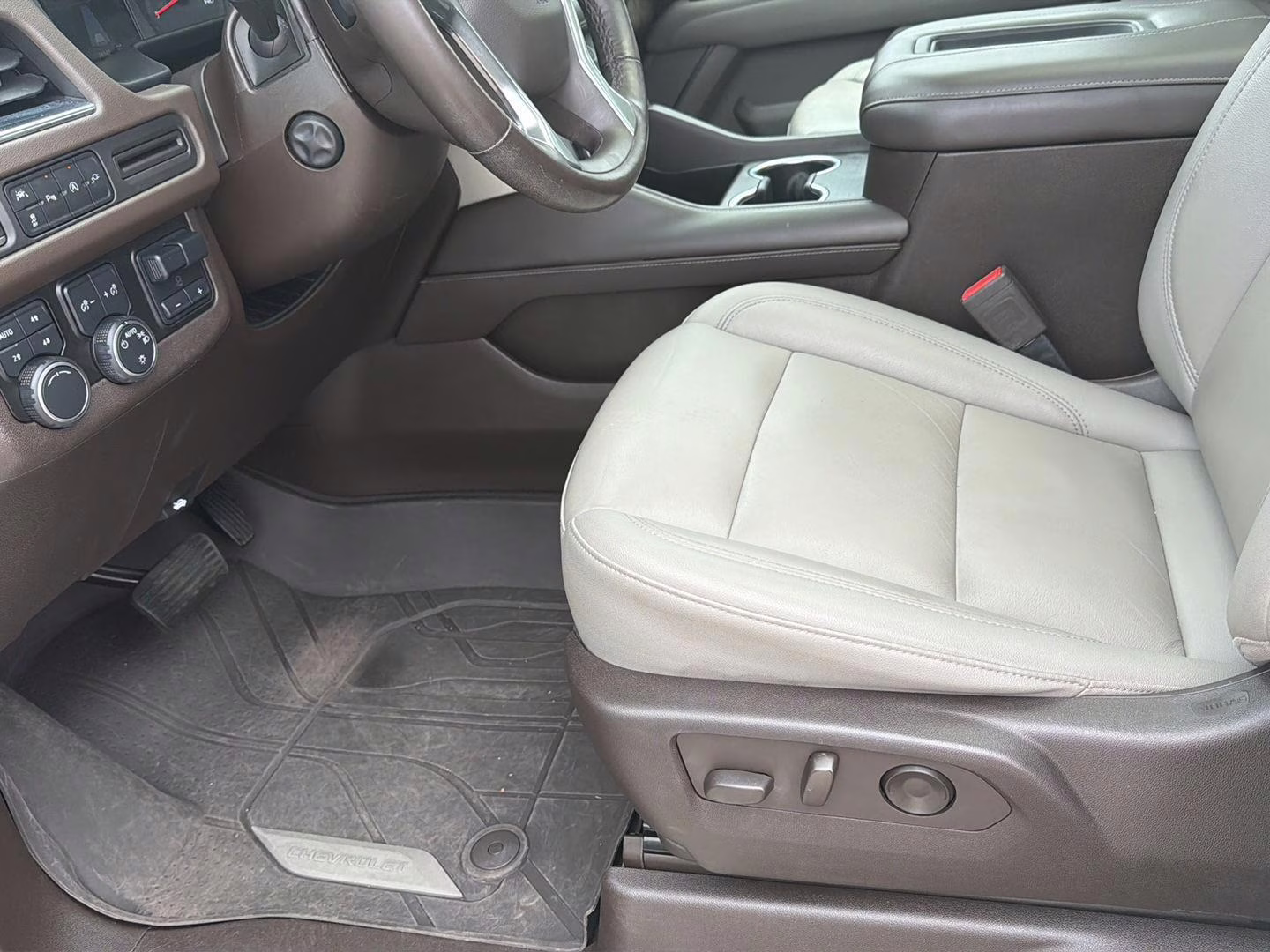 2021 Iridescent Pearl Tricoat Chevrolet Tahoe LT 4X4 SUV