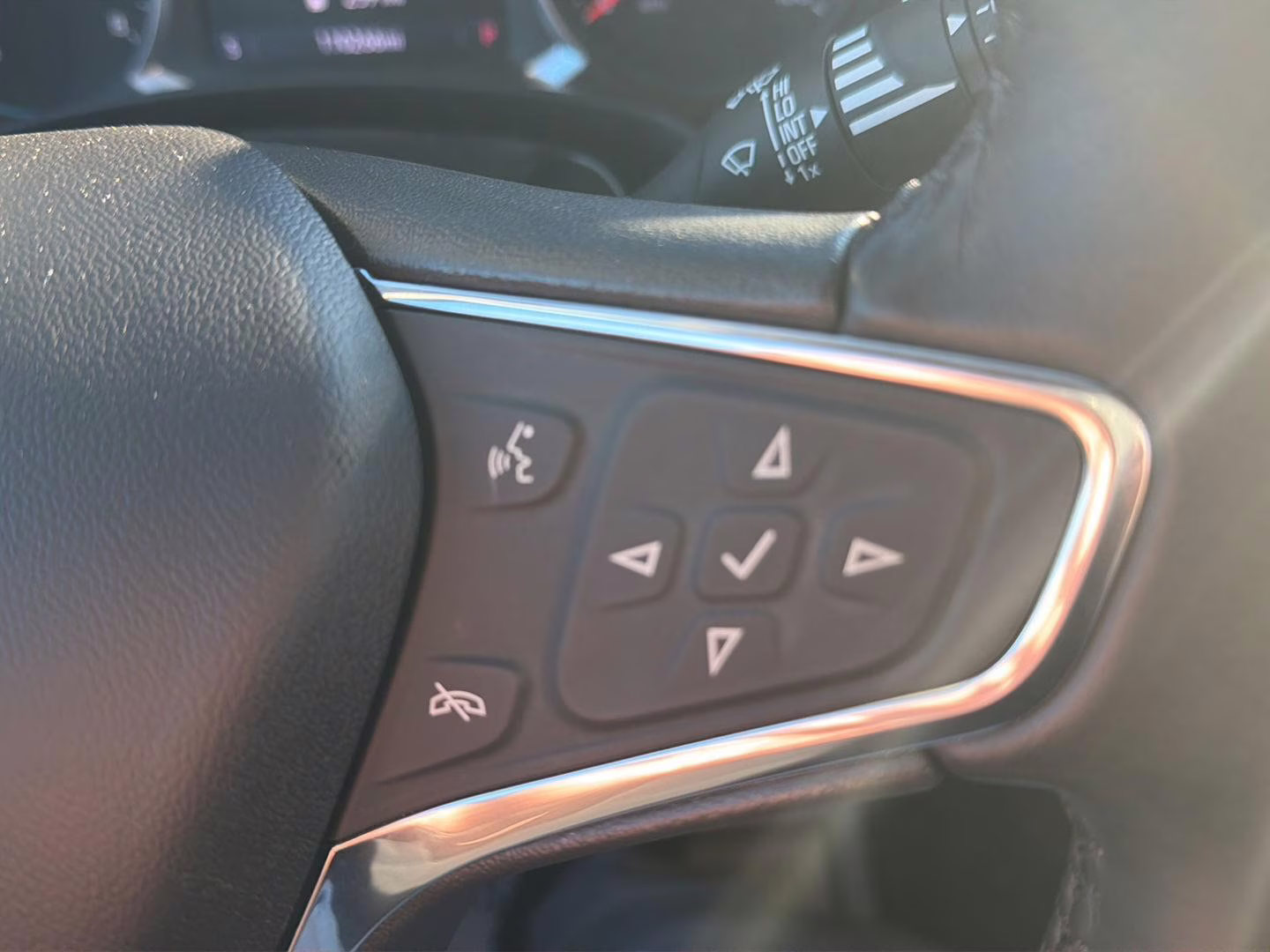 2020 Summit White Chevrolet Equinox Premier AWD SUV