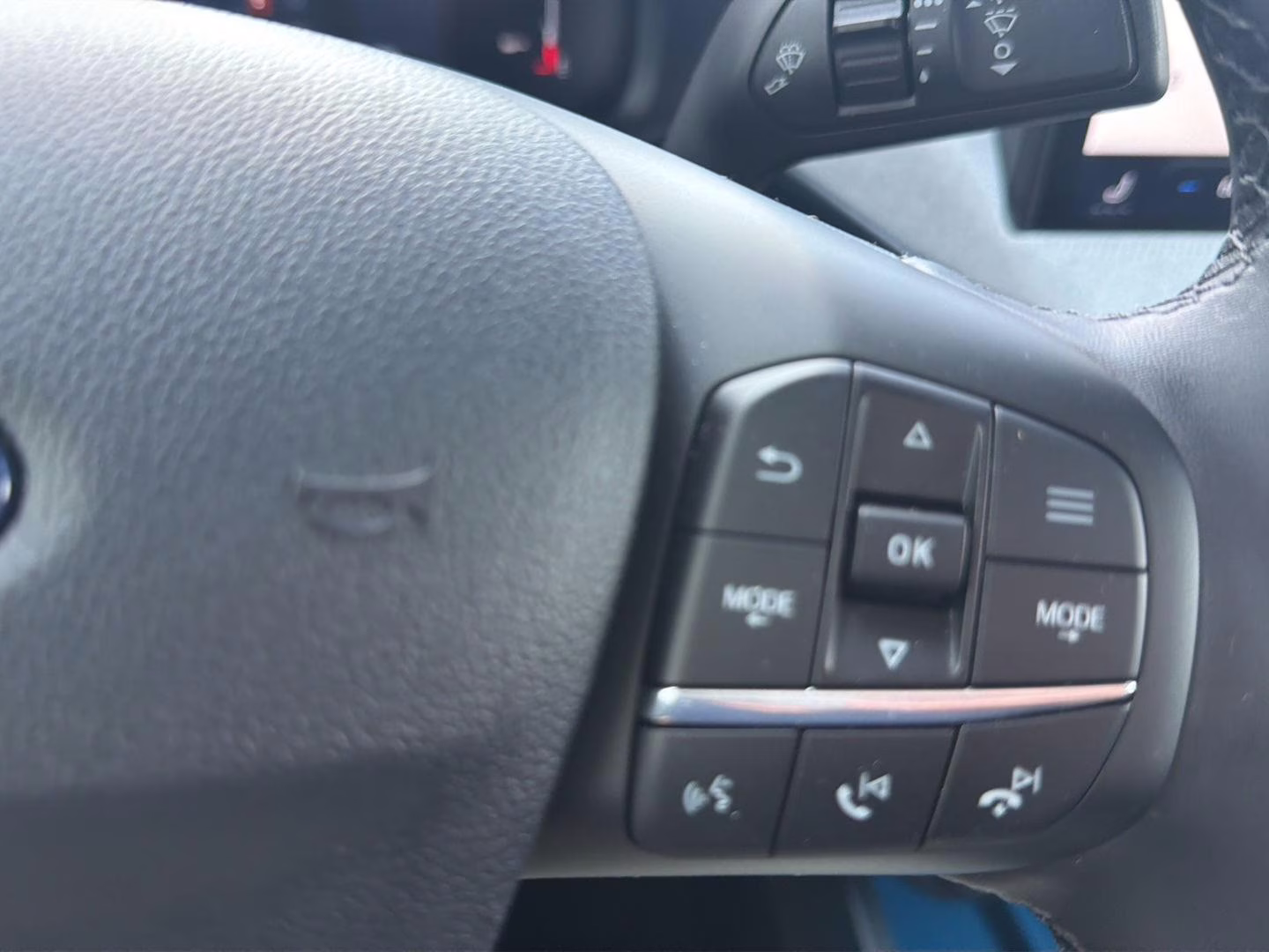 2026 Oxford White Ford Maverick XLT AWD Truck