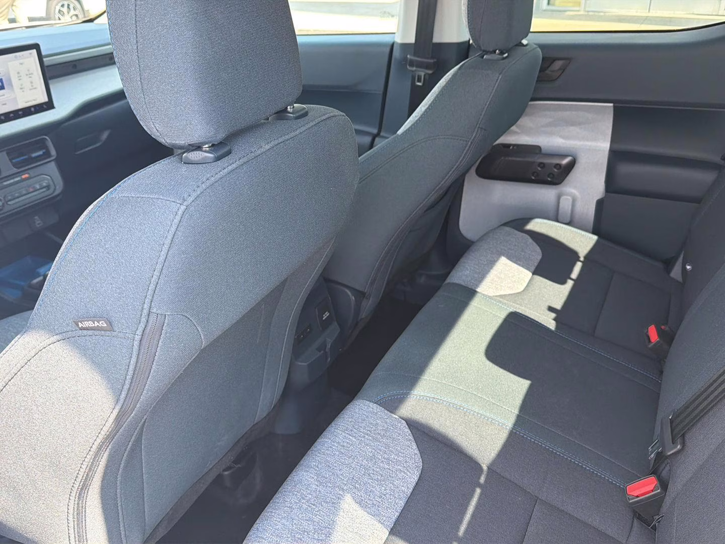 2026 Oxford White Ford Maverick XLT AWD Truck