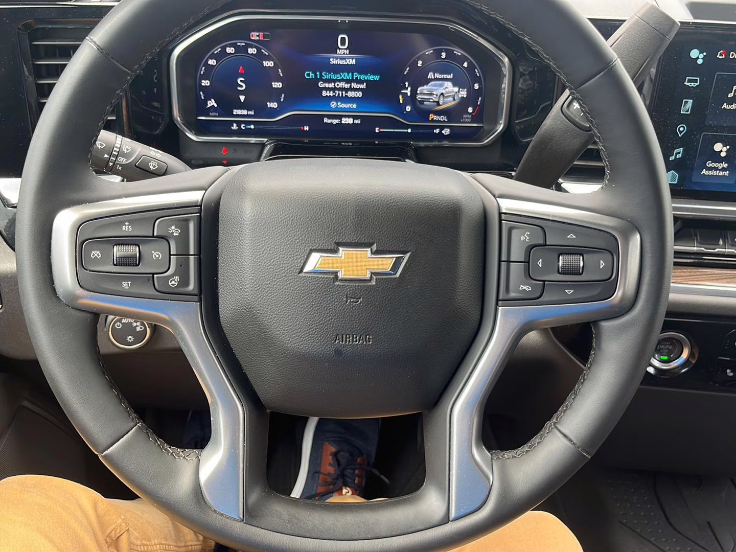 2024 Sterling Gray Metallic Chevrolet Silverado 1500 LT 4X4 Truck