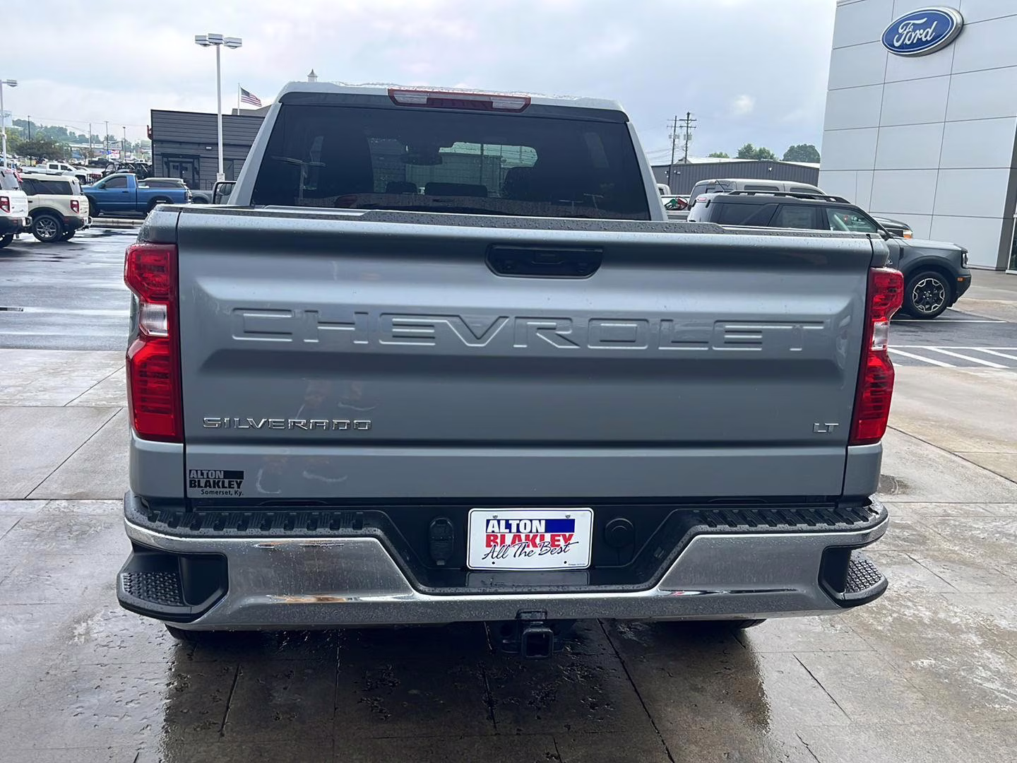 2024 Sterling Gray Metallic Chevrolet Silverado 1500 LT 4X4 Truck
