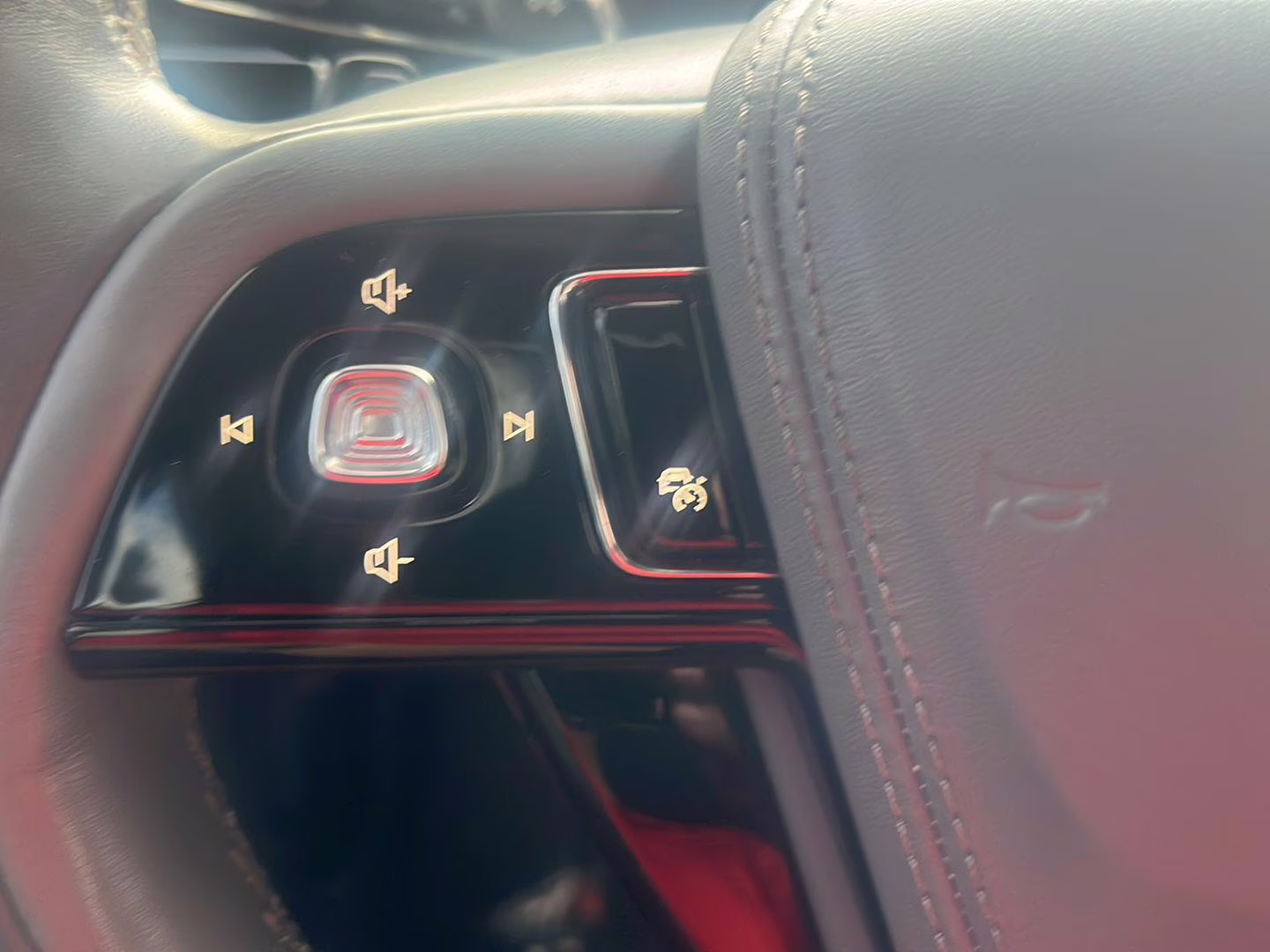 2020 Silver Radiance Metallic Lincoln Aviator Reserve AWD SUV