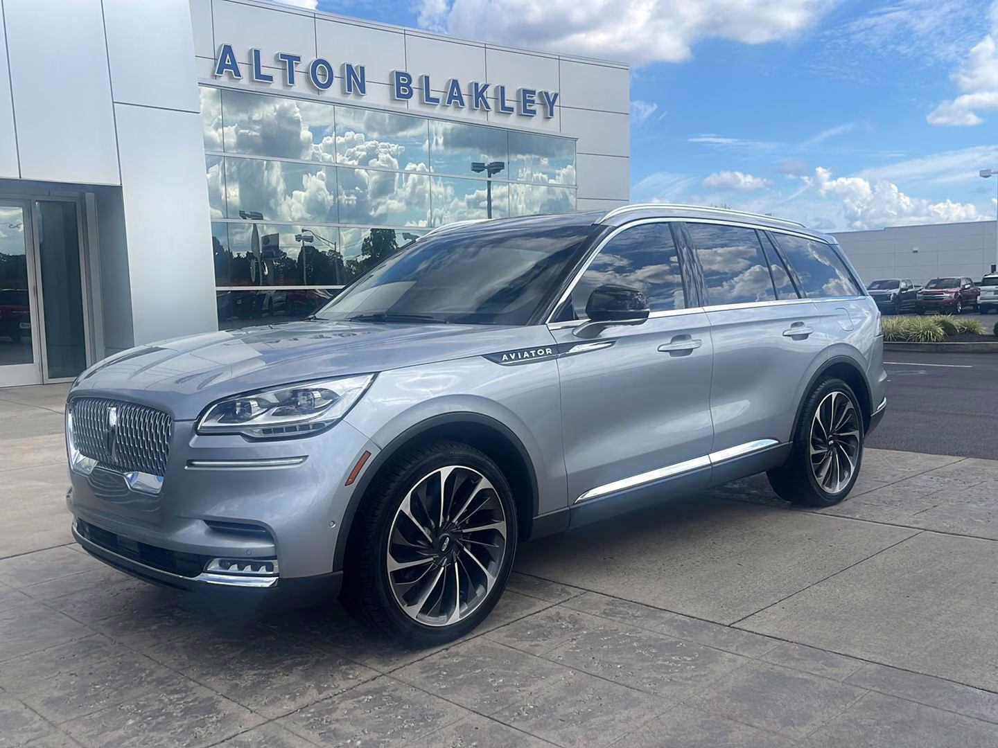 2020 Silver Radiance Metallic Lincoln Aviator Reserve AWD SUV