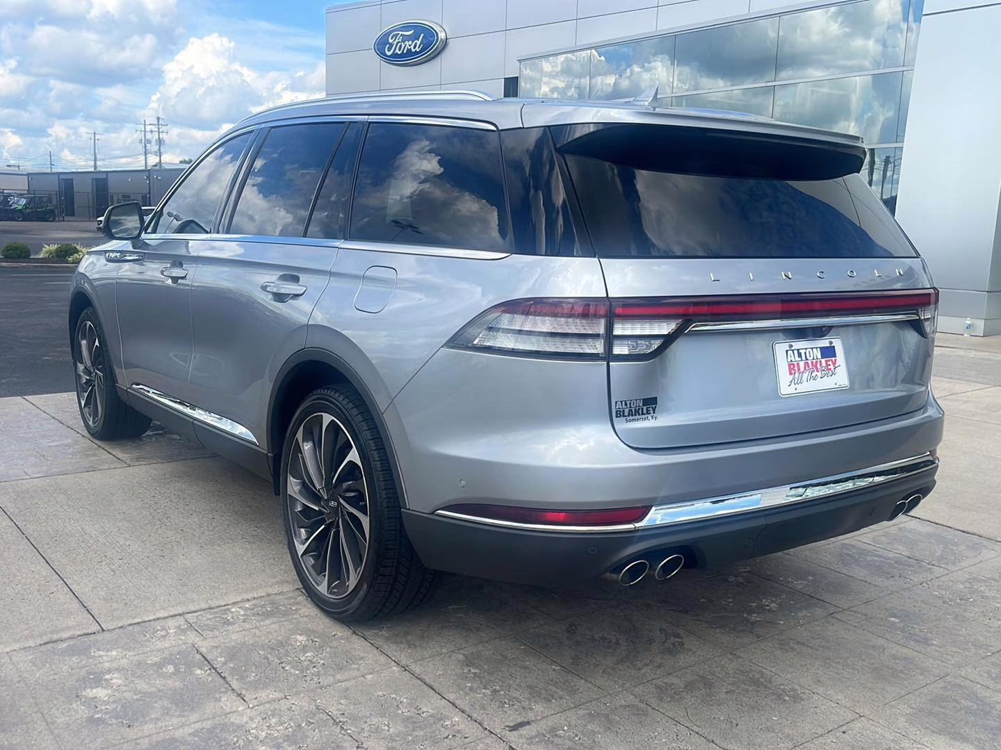 2020 Silver Radiance Metallic Lincoln Aviator Reserve AWD SUV