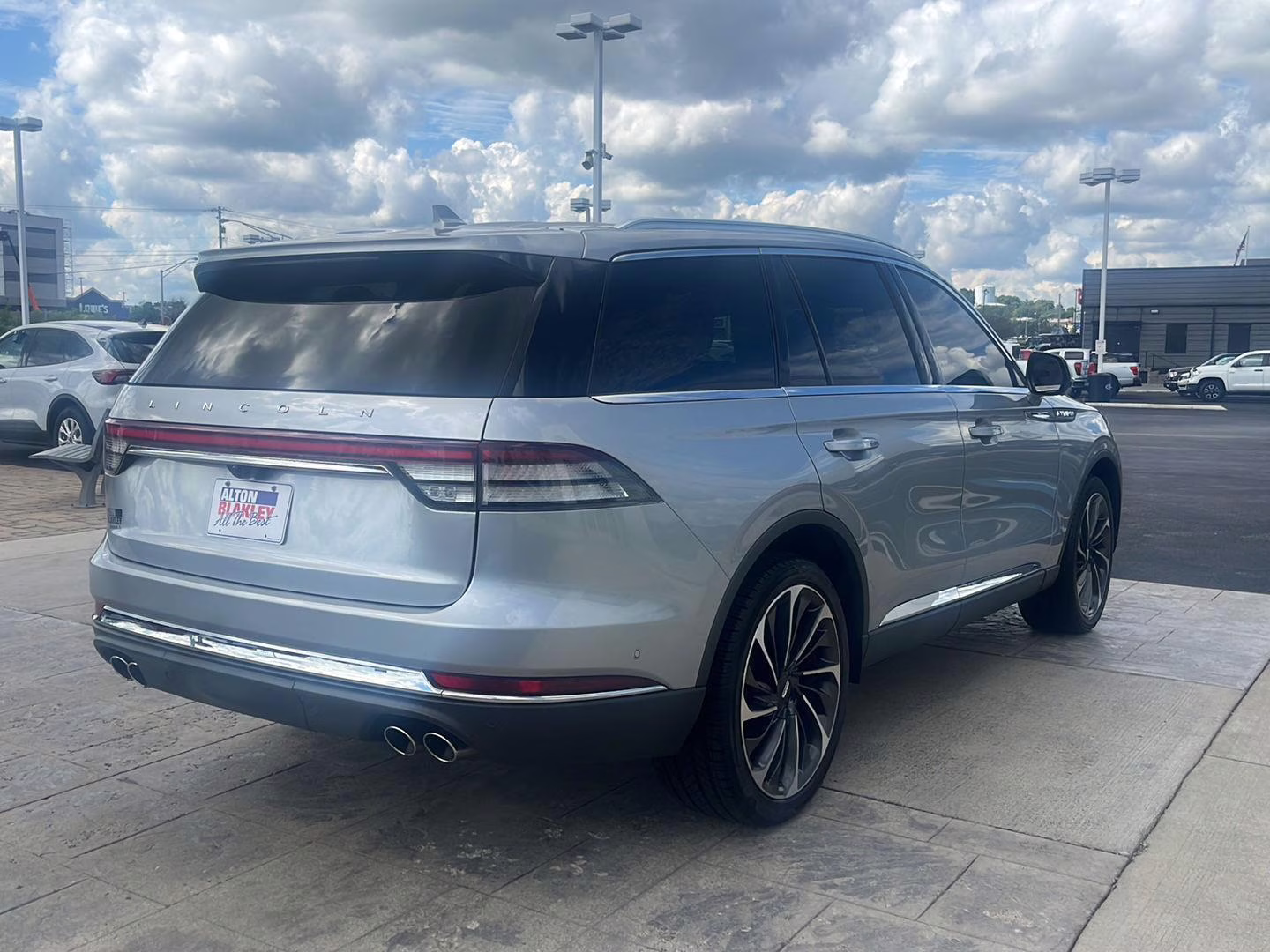 2020 Silver Radiance Metallic Lincoln Aviator Reserve AWD SUV
