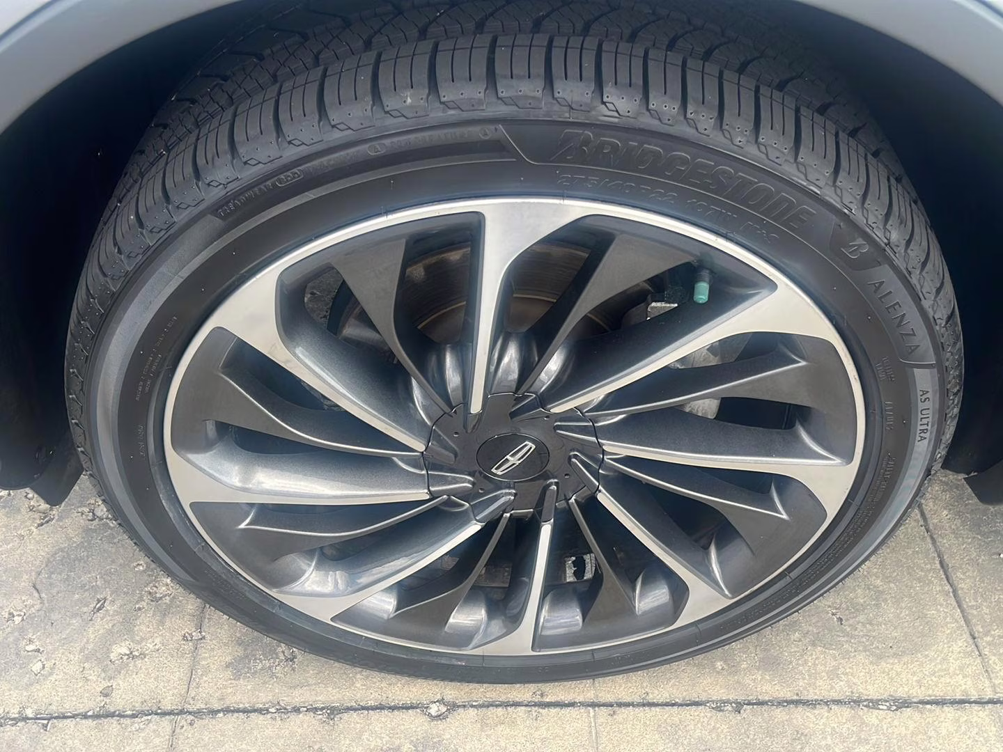 2020 Silver Radiance Metallic Lincoln Aviator Reserve AWD SUV