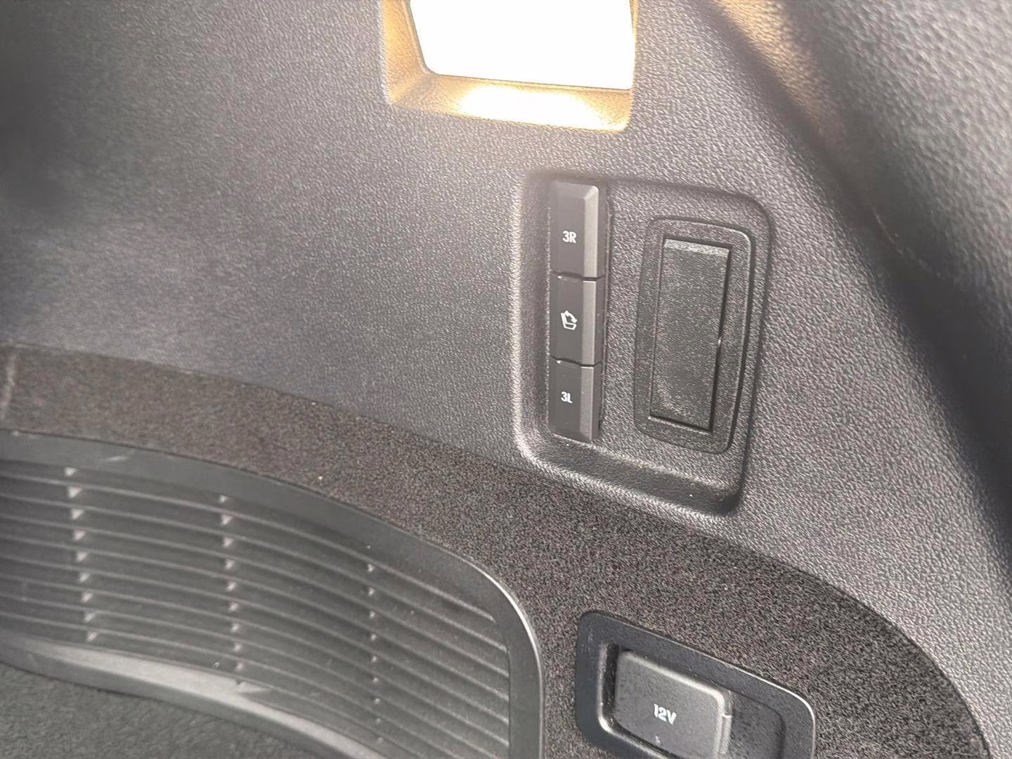 2023 Infinite Black Metallic Clearcoat Lincoln Aviator Reserve AWD SUV