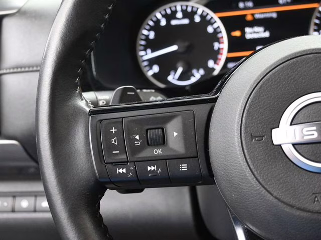 2024 Solid Gray/Super Black Nissan Pathfinder SL 4X4 SUV