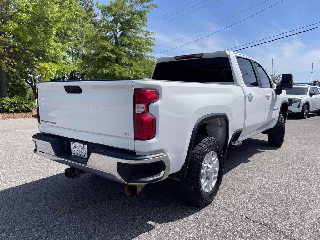 2023 Summit White Chevrolet Silverado 2500HD LT 4X4 Truck