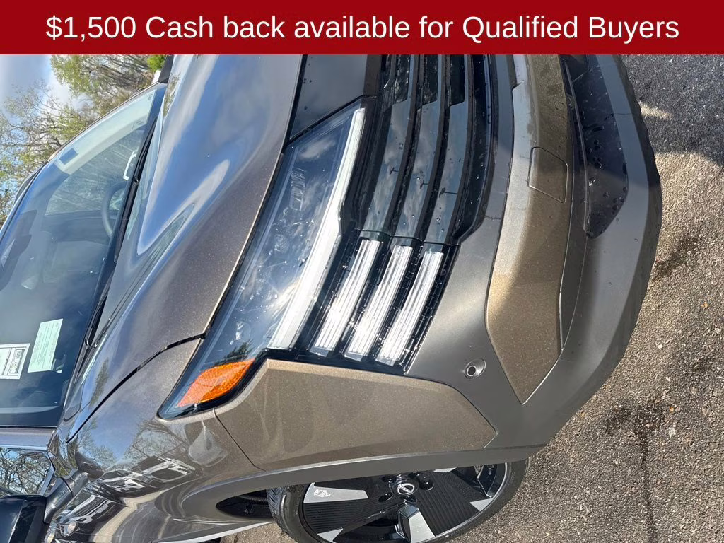 2026 Canyon Bronze Metallic Nissan Kicks SR FWD SUV