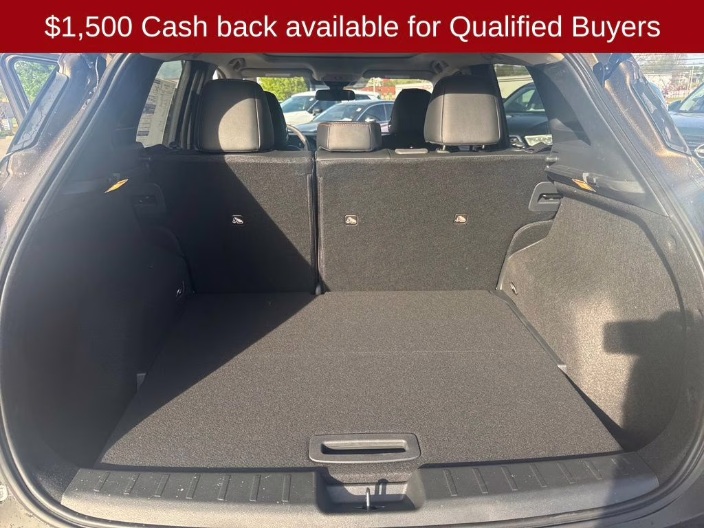 2026 Canyon Bronze Metallic Nissan Kicks SR FWD SUV