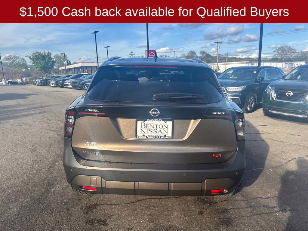 2026 Canyon Bronze Metallic Nissan Kicks SR FWD SUV